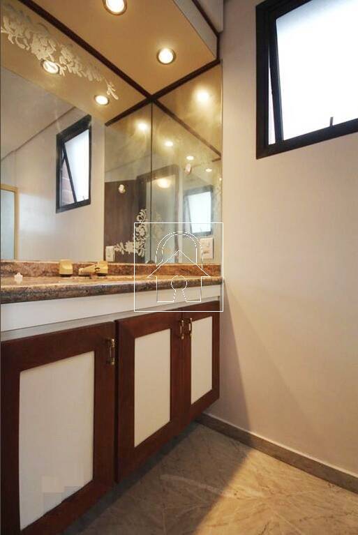 Apartamento, 4 quartos, 247 m² - Foto 35