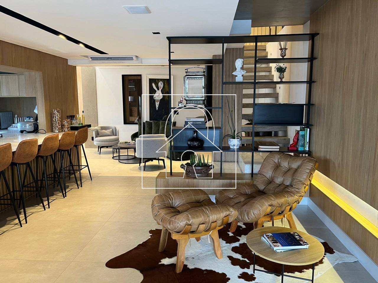 Cobertura, 3 quartos, 215 m² - Foto 1