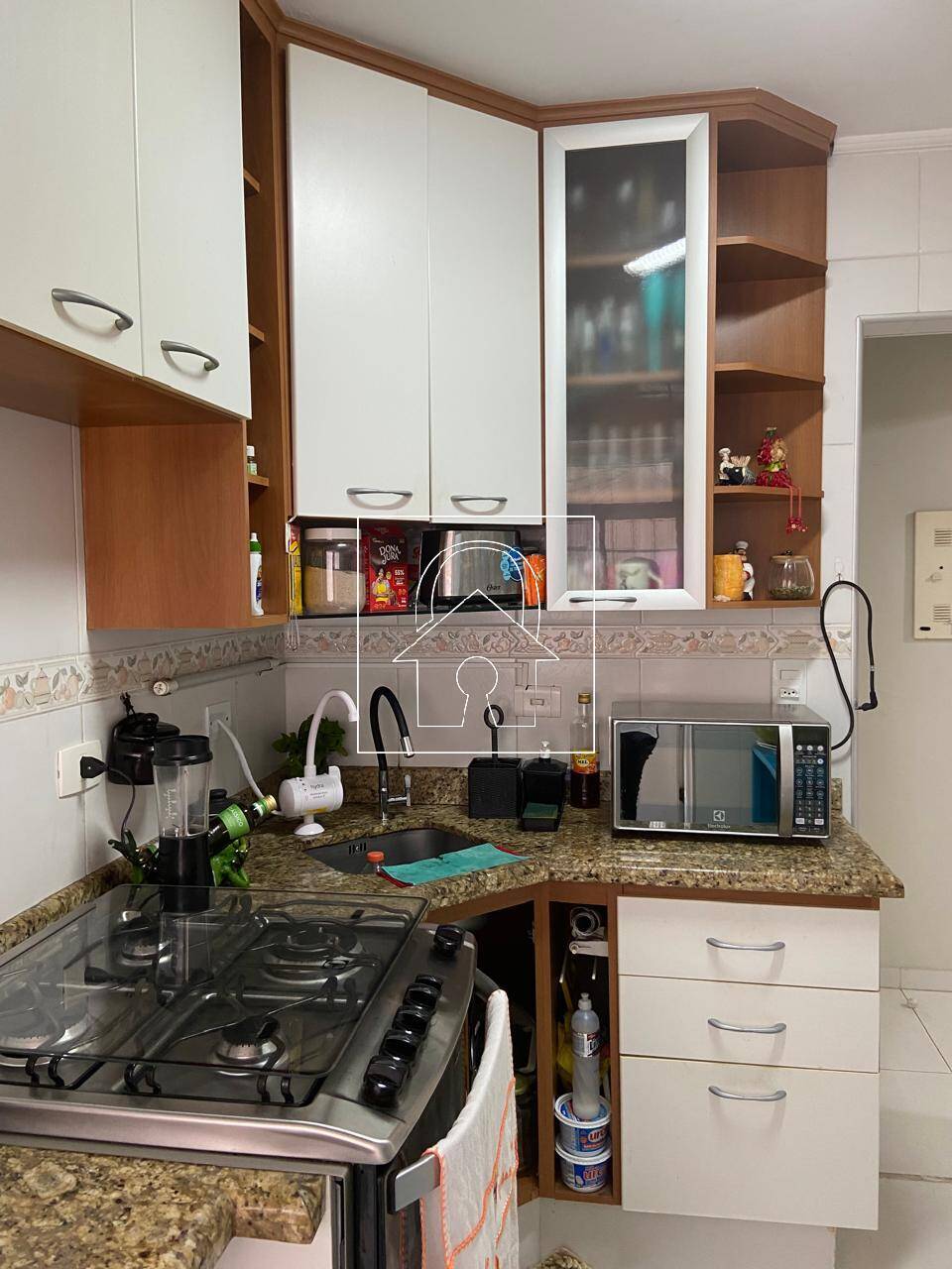 Apartamento à venda com 2 quartos, 67m² - Foto 4