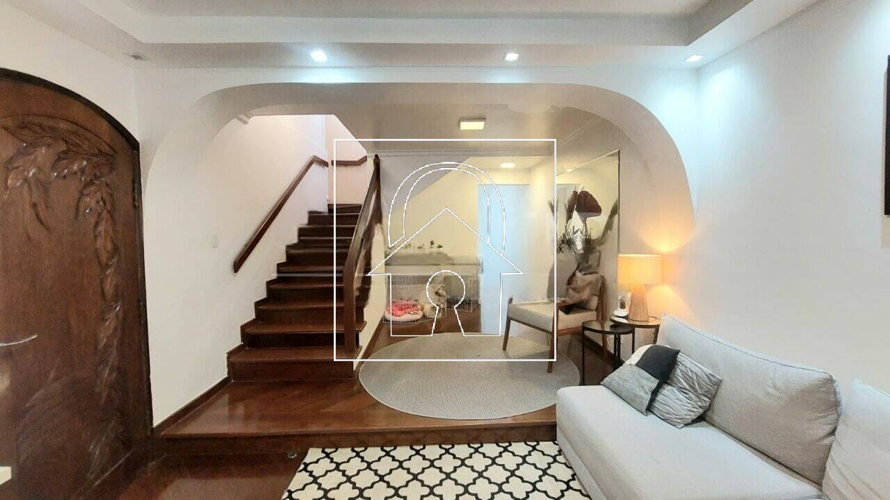 Sobrado, 3 quartos, 268 m² - Foto 1