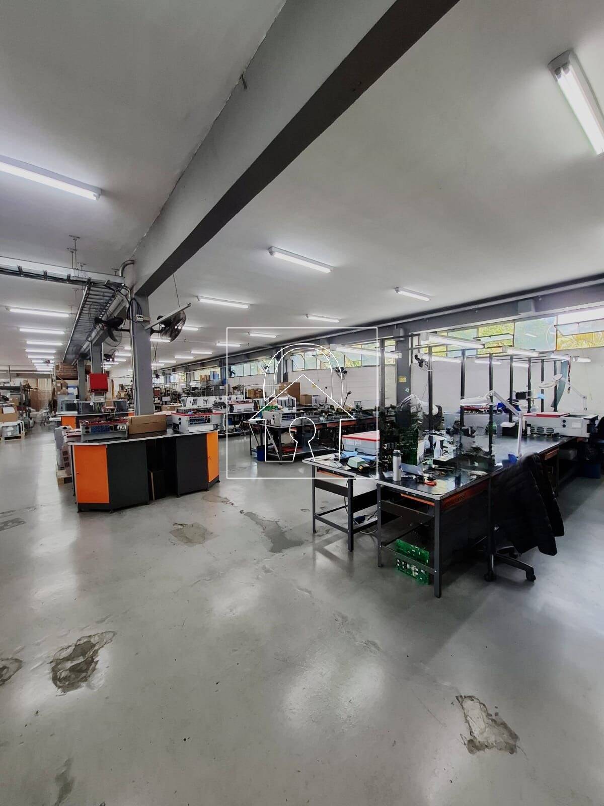 Depósito-Galpão, 3200 m² - Foto 2