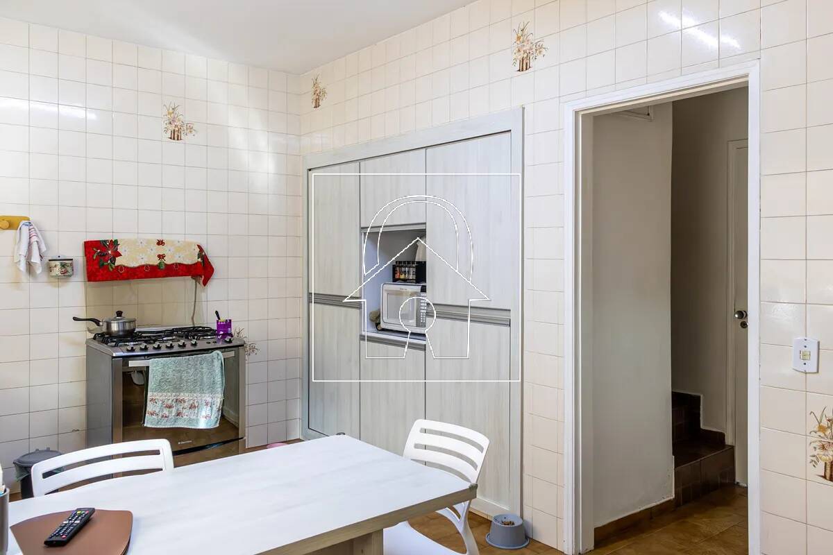 Sobrado, 3 quartos, 303 m² - Foto 11